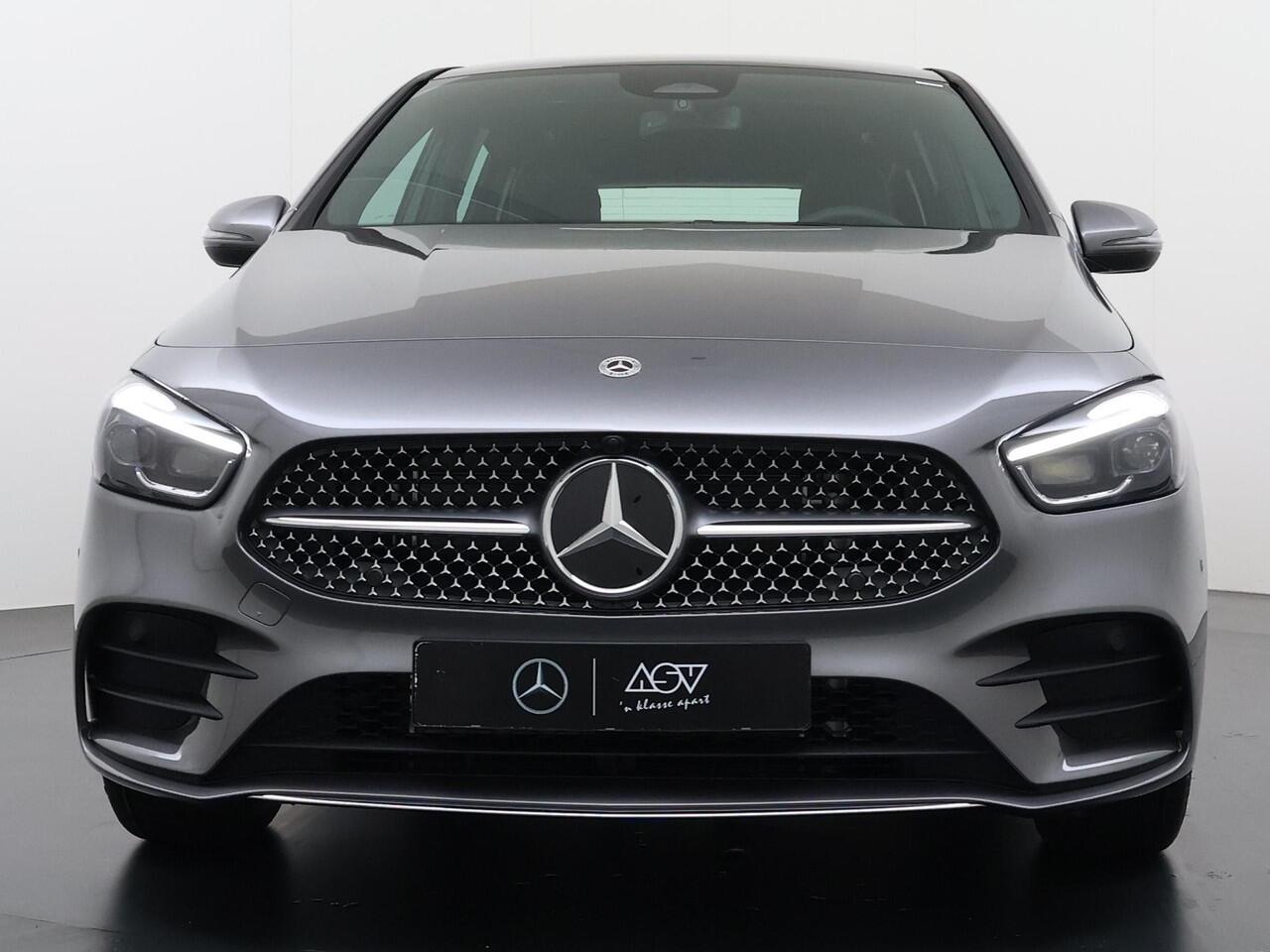 Mercedes-Benz B-KLASSE 250 e Business Solution AMG | Panorama - Schuifdak | Multibeam Led | DAB+ Radio | Apple Carplay & Android Auto | Sfeerverlichting | Achteruitrijcamera
