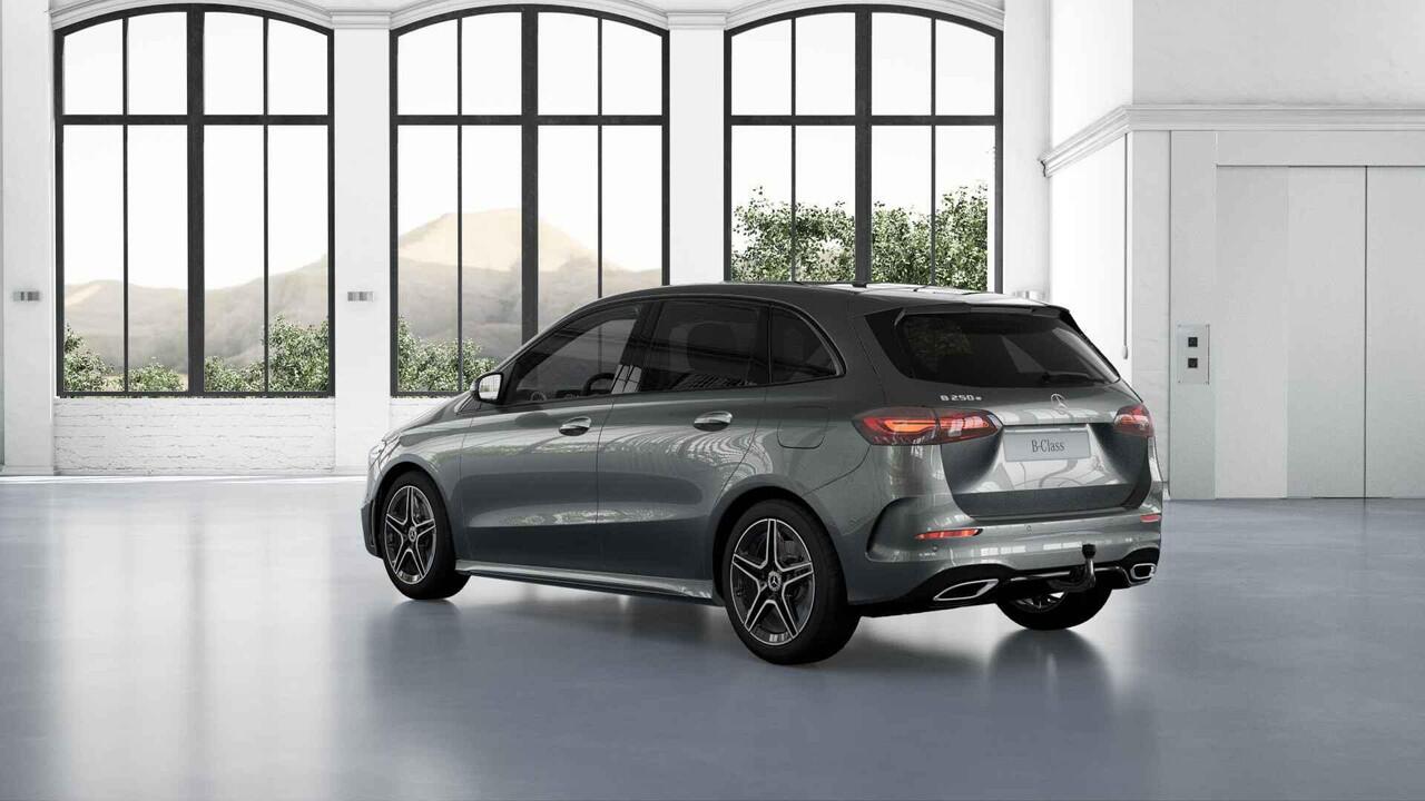 Mercedes-Benz B-KLASSE 250e Business Solution AMG | Panoramaschuifdak | Night | Winter pakket | Trekhaak | Stoelverwarming |