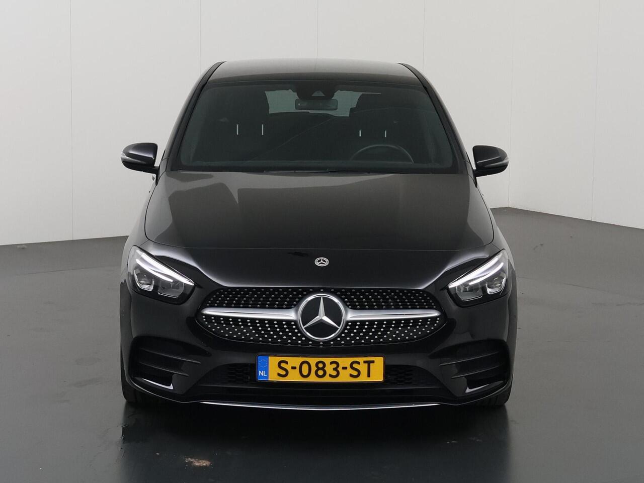 Mercedes-Benz B-KLASSE 250 e AMG Line | Widescreen | Stoelverwarming | Cruise control | Extra getint glas |
