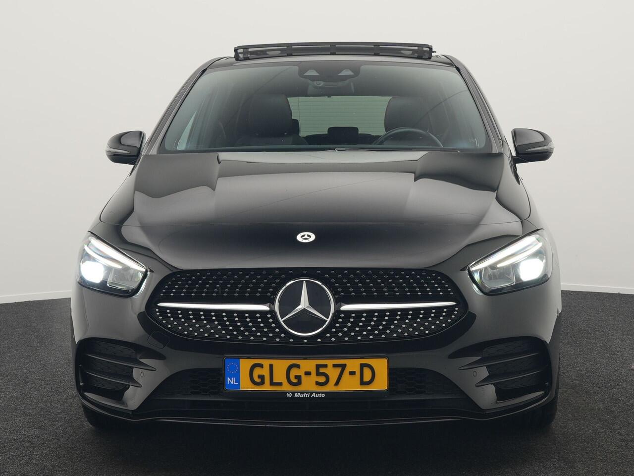 Mercedes-Benz B-KLASSE 250 e AMG Limited 218pk PHEV | Panodak | Camera | Night Pakket | Alcantara Sportstoelen Verwarmd | Apple Carplay | Widescreen Cockpit | Navigatie | Lane Assist | Virtual | DAB |