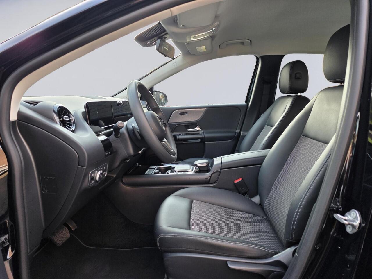 Mercedes-Benz B-KLASSE 250 e Business Solution Luxury Limited /Apple Carplay/Half leder/Parkeersens. rondom/Stoelverw./DAB+/Licht&Regensens./Virtual Cockpit/(MET GARANTIE*)