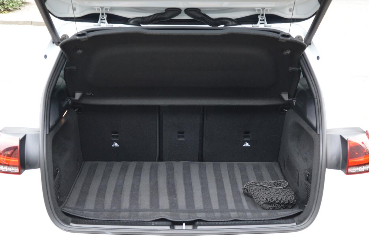 Mercedes-Benz B-KLASSE 180 AMG | LED | CARPLAY | CAMERA | PANODAK | NIGHTPAKKET | CRUISE | CLIMA | ENZ