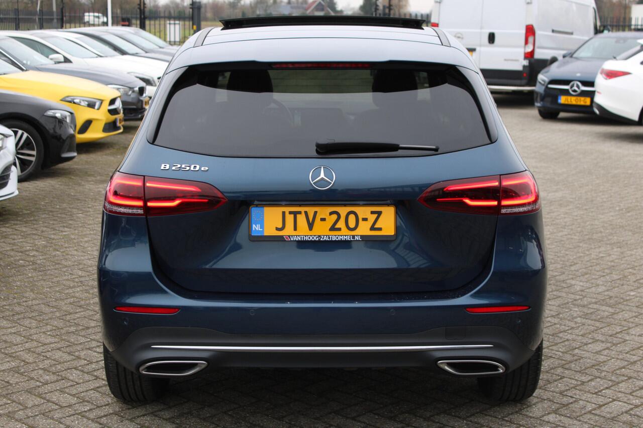 Mercedes-Benz B-KLASSE 250e Premium Plus PANORAMADAK LEDER MEMORY DISTRONIC SFEER CARPLAY CAMERA KEY-LESS GO