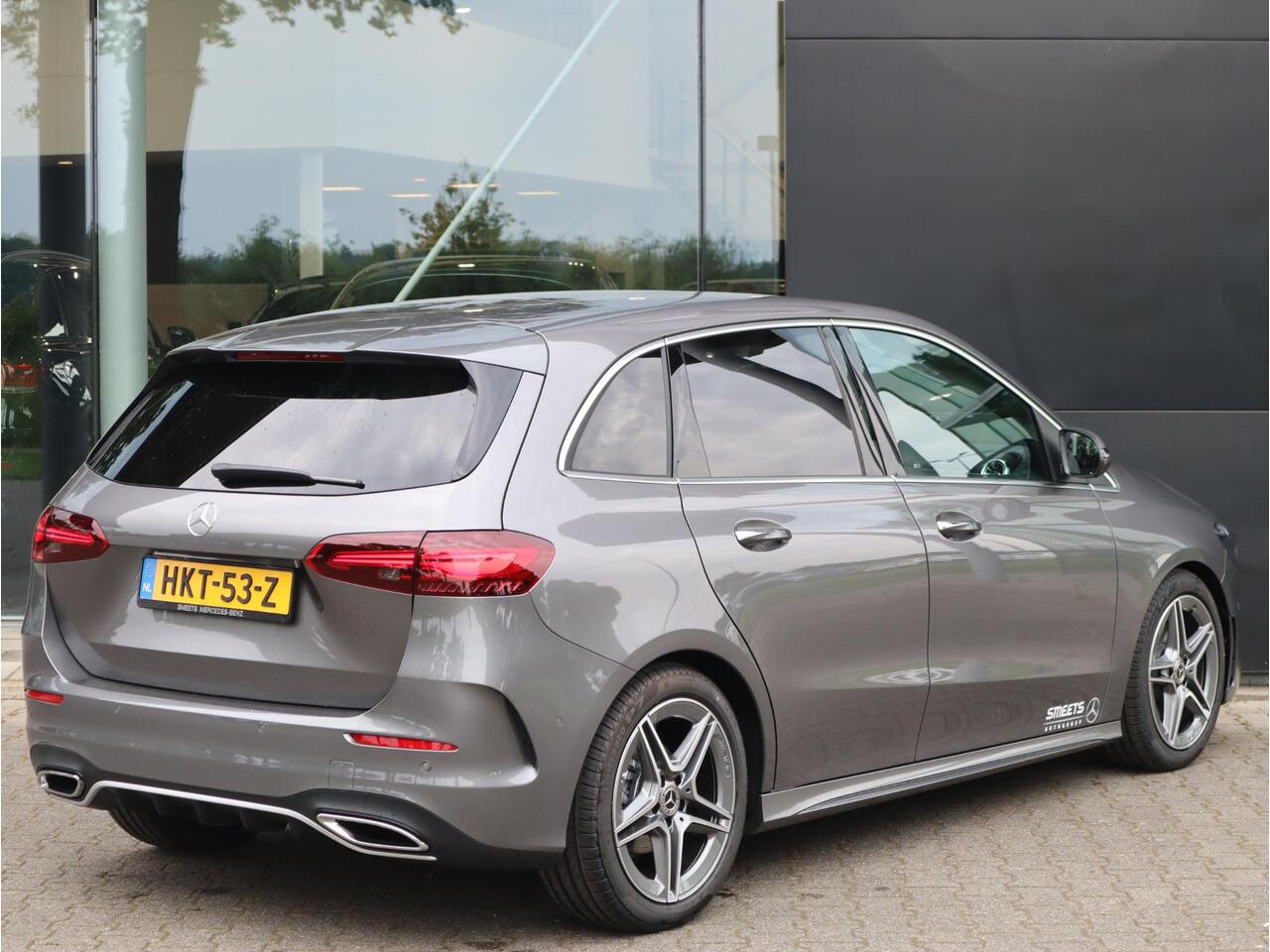 Mercedes-Benz B-KLASSE 180 Business Solution AMG