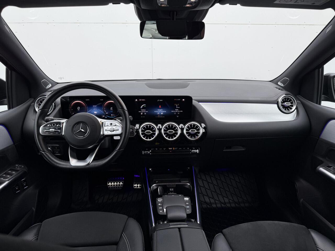 Mercedes-Benz B-KLASSE 250 e AMG-Line Night | Matrix LED | Camera | Sfeerverlichting