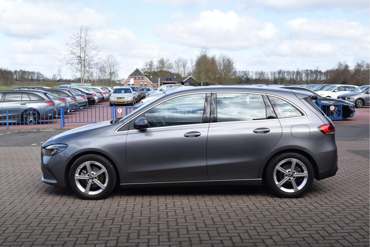 Mercedes-Benz B-KLASSE 180 Launch Edition Premium