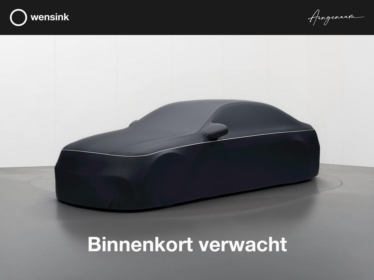 Mercedes-Benz B-KLASSE 180 AMG Line | Panoramadak | Trekhaak | Winter pakket | Matrix LED koplampen