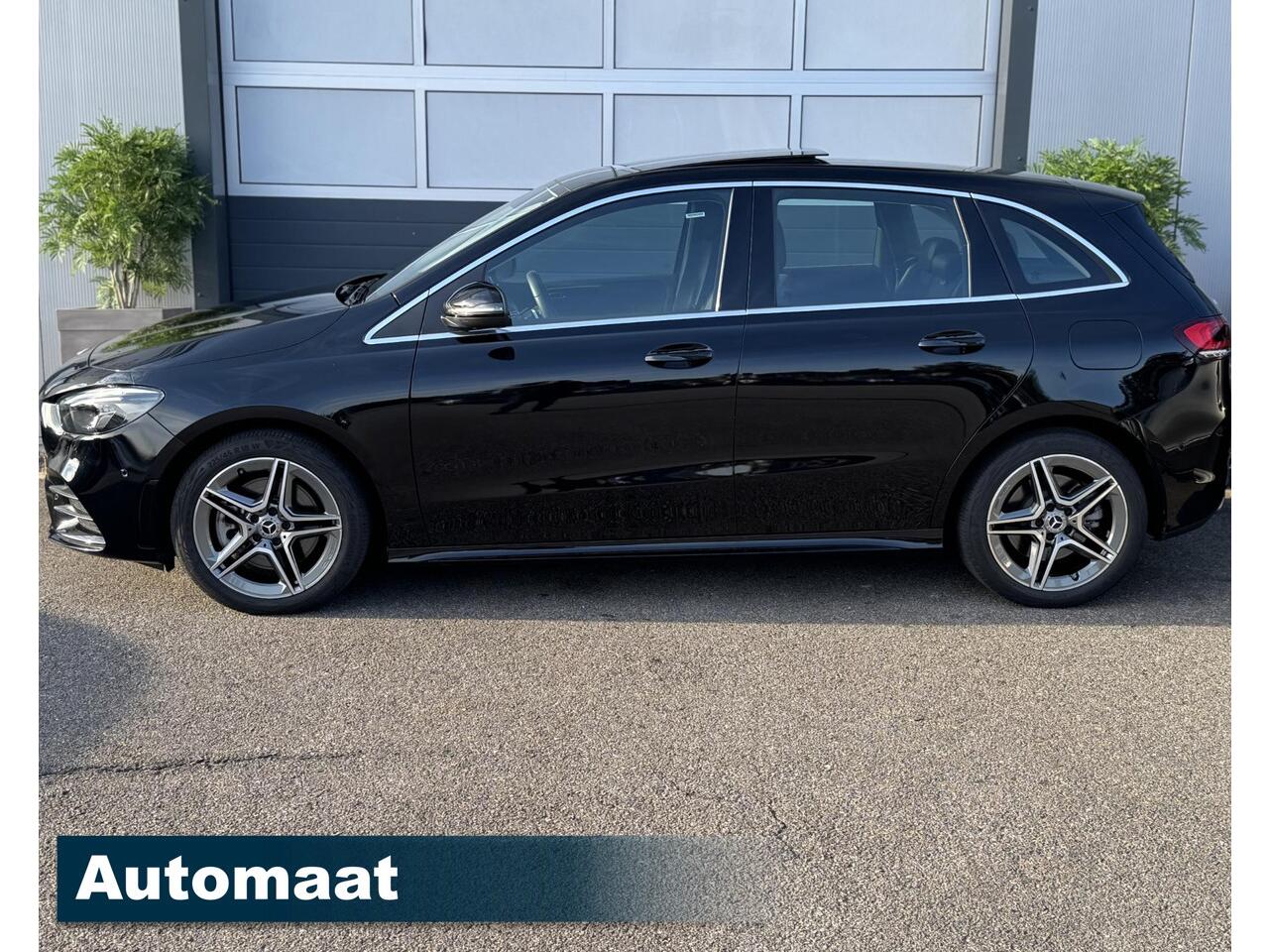 Mercedes-Benz B-KLASSE 250 e Luxury Line AMG/PANO/LEER/