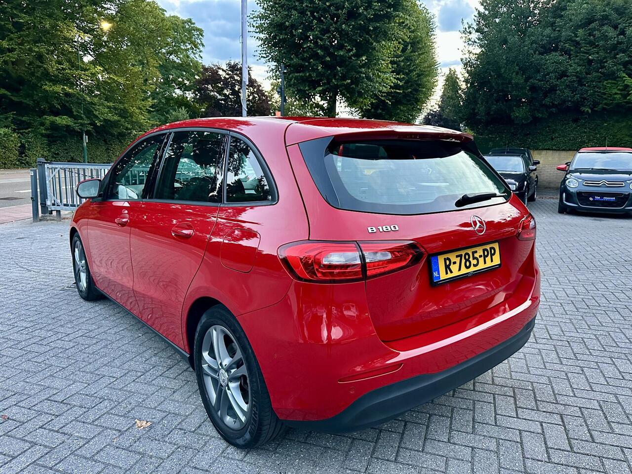 Mercedes-Benz B-KLASSE B180 Automaat Business Solution