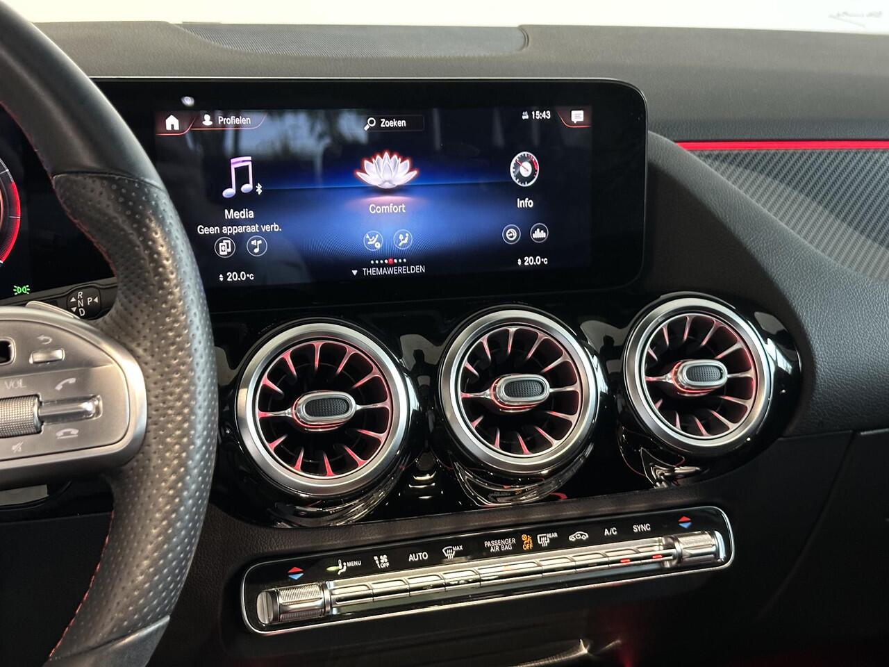 Mercedes-Benz B-KLASSE 180 Business Solution AMG | NAVIGATIE | PANORAMADAK | PARKEERSENSOREN RONDOM | ACHTERUITRIJCAMERA | STOELVERWARMING | STOELGEHEUGEN