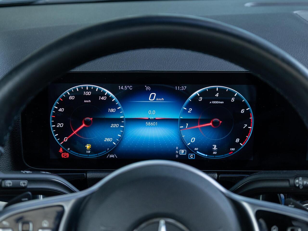 Mercedes-Benz B-KLASSE 180 Business Solution Luxury Panorama dak | Trekhaak