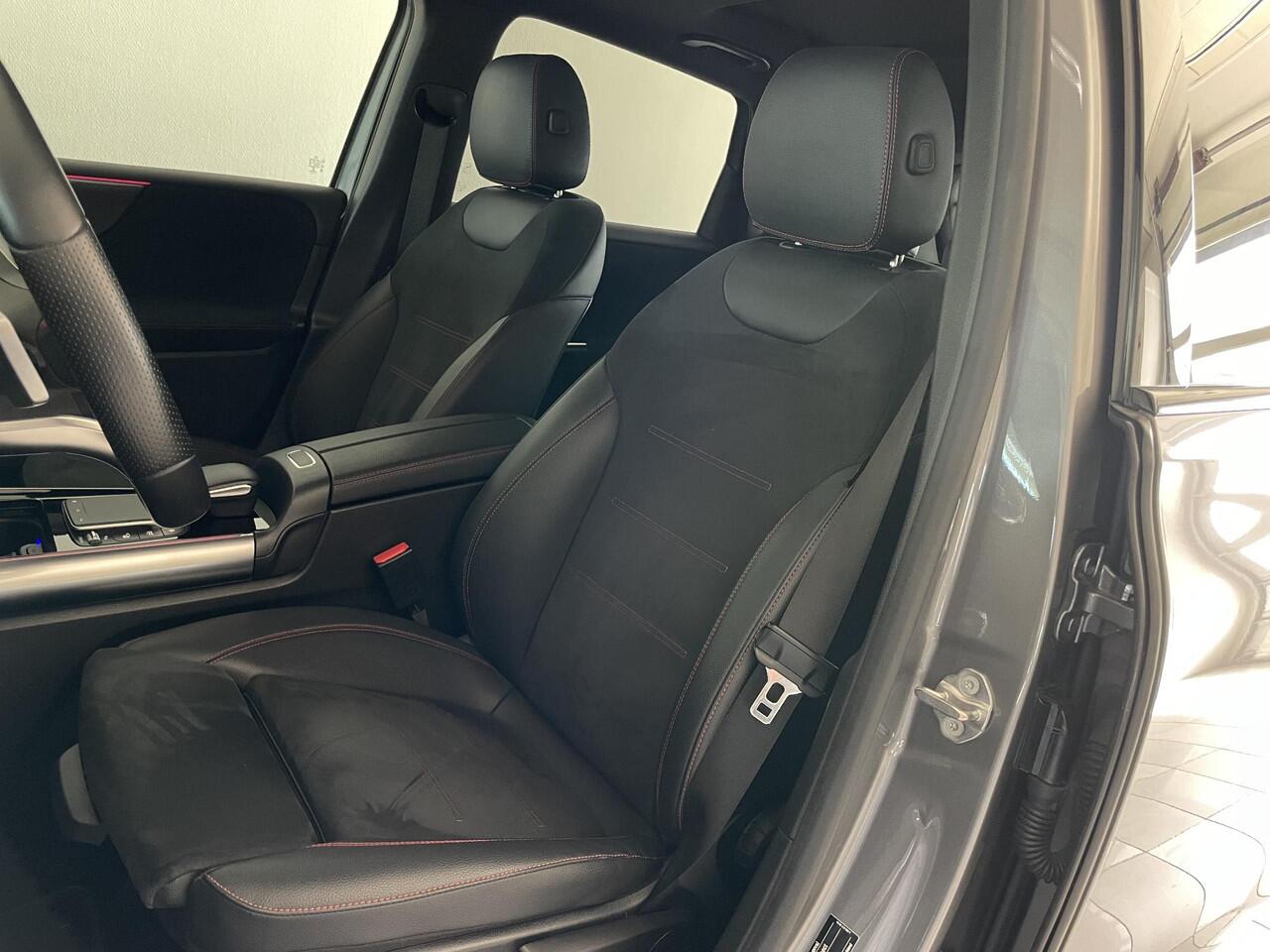 Mercedes-Benz B-KLASSE 180 Business Solution AMG | Panoramadak | Trekhaak | Carplay | 177 PK