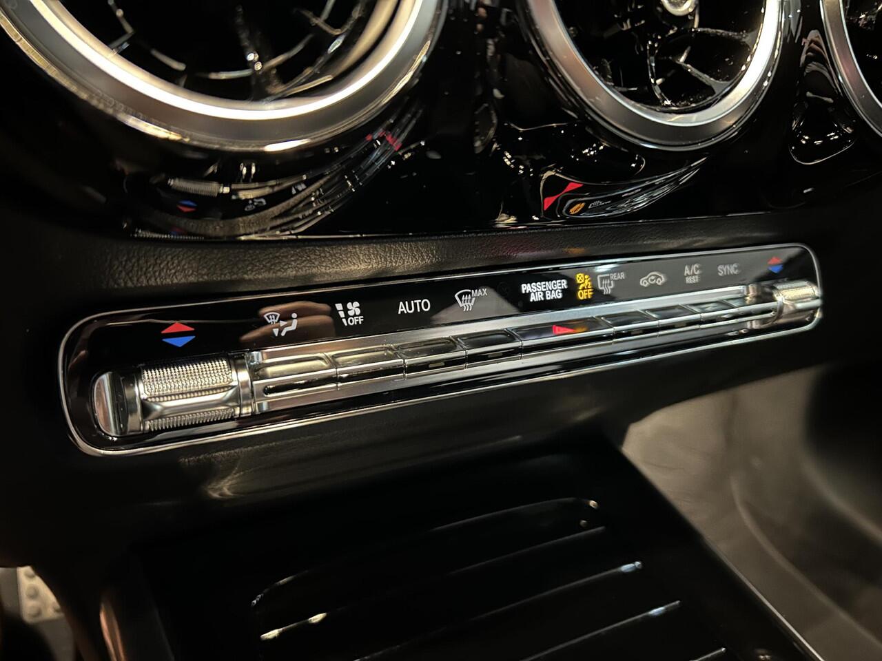 Mercedes-Benz B-KLASSE 200 Business Solution AMG | Trekhaak | Stoelverwarming | Navigatie | Achteruitrijcamera