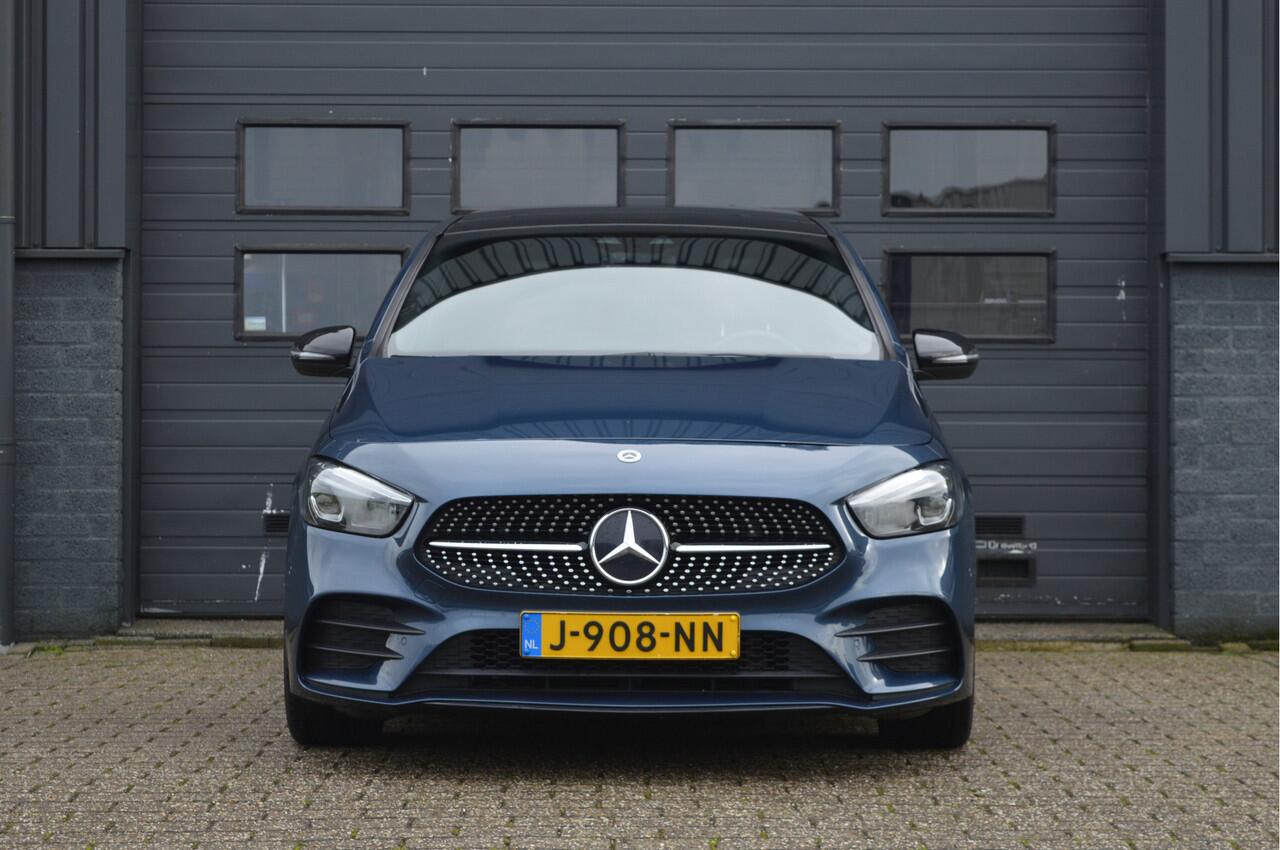 Mercedes-Benz B-KLASSE 180 Business Solution AMG | PANO | CAMERA |
