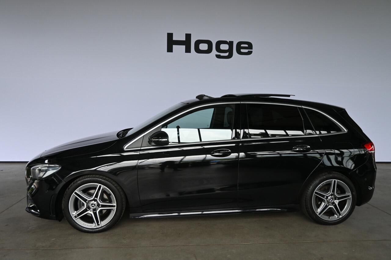 Mercedes-Benz B-KLASSE 180 Business Solution AMG Automaat Navigatie Panoramadak Rijklaarprijs Inruil Mogelijk!