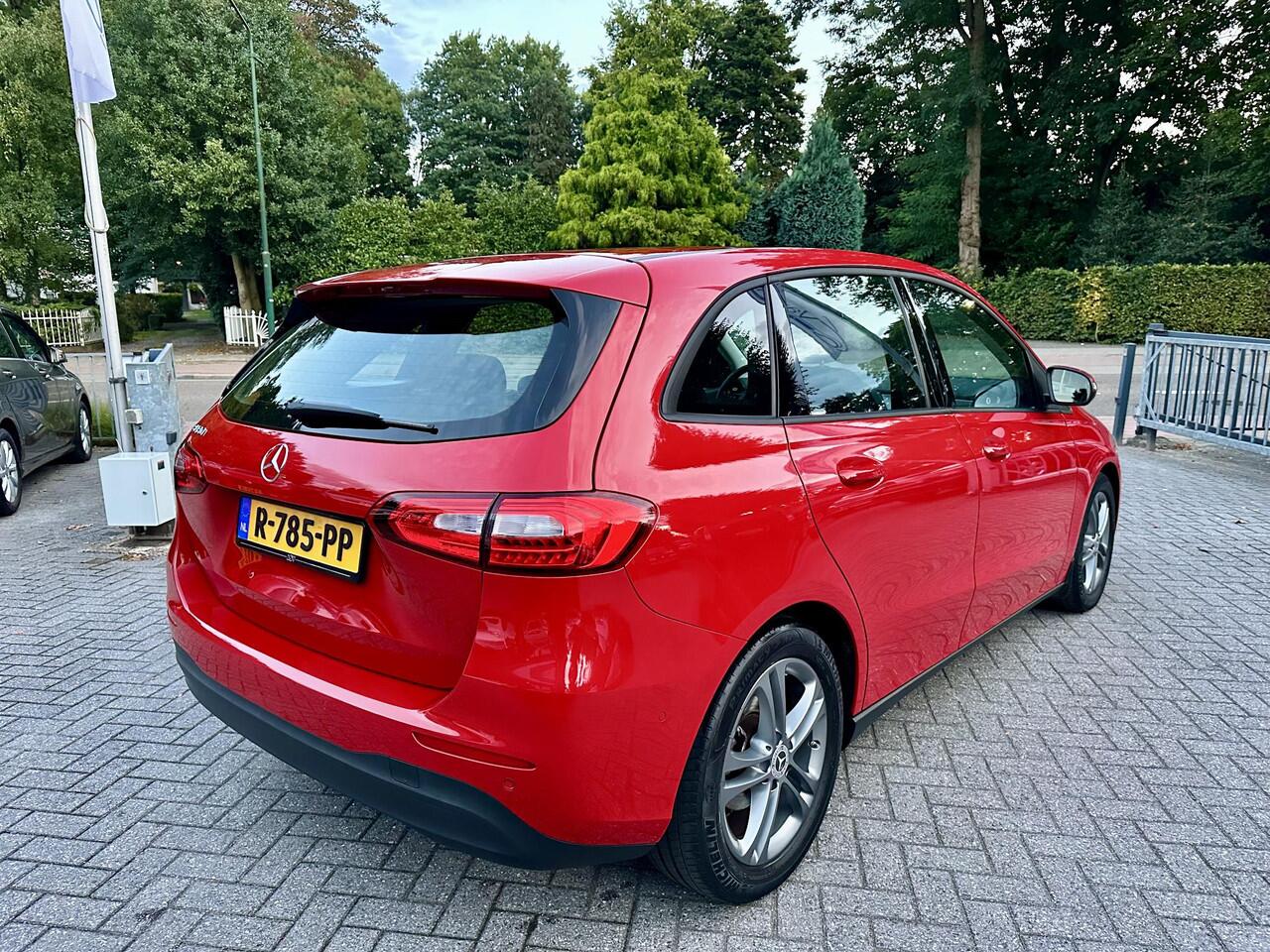 Mercedes-Benz B-KLASSE B180 Automaat Business Solution