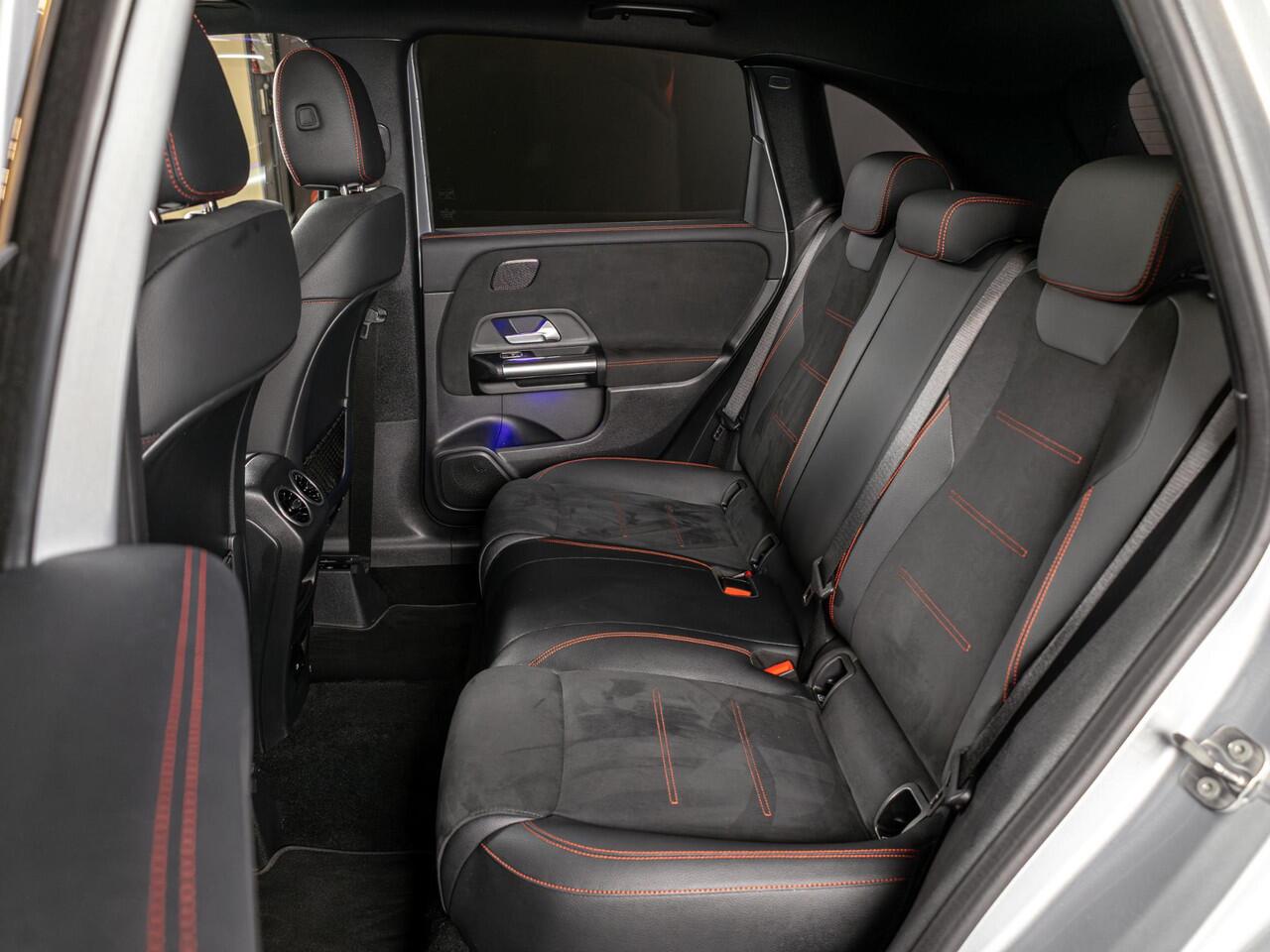 Mercedes-Benz B-KLASSE 250 e Business Solution AMG Premium PLUS | Panorama dak