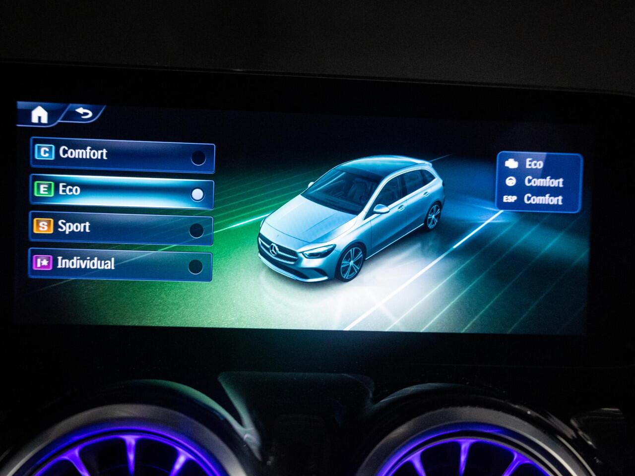 Mercedes-Benz B-KLASSE 180 Star Edition Limited Panorama dak