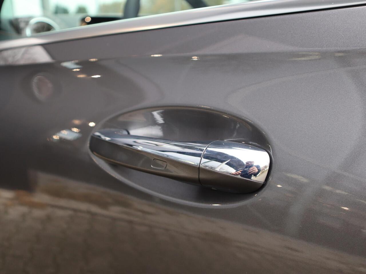 Mercedes-Benz B-KLASSE 180 AMG Line