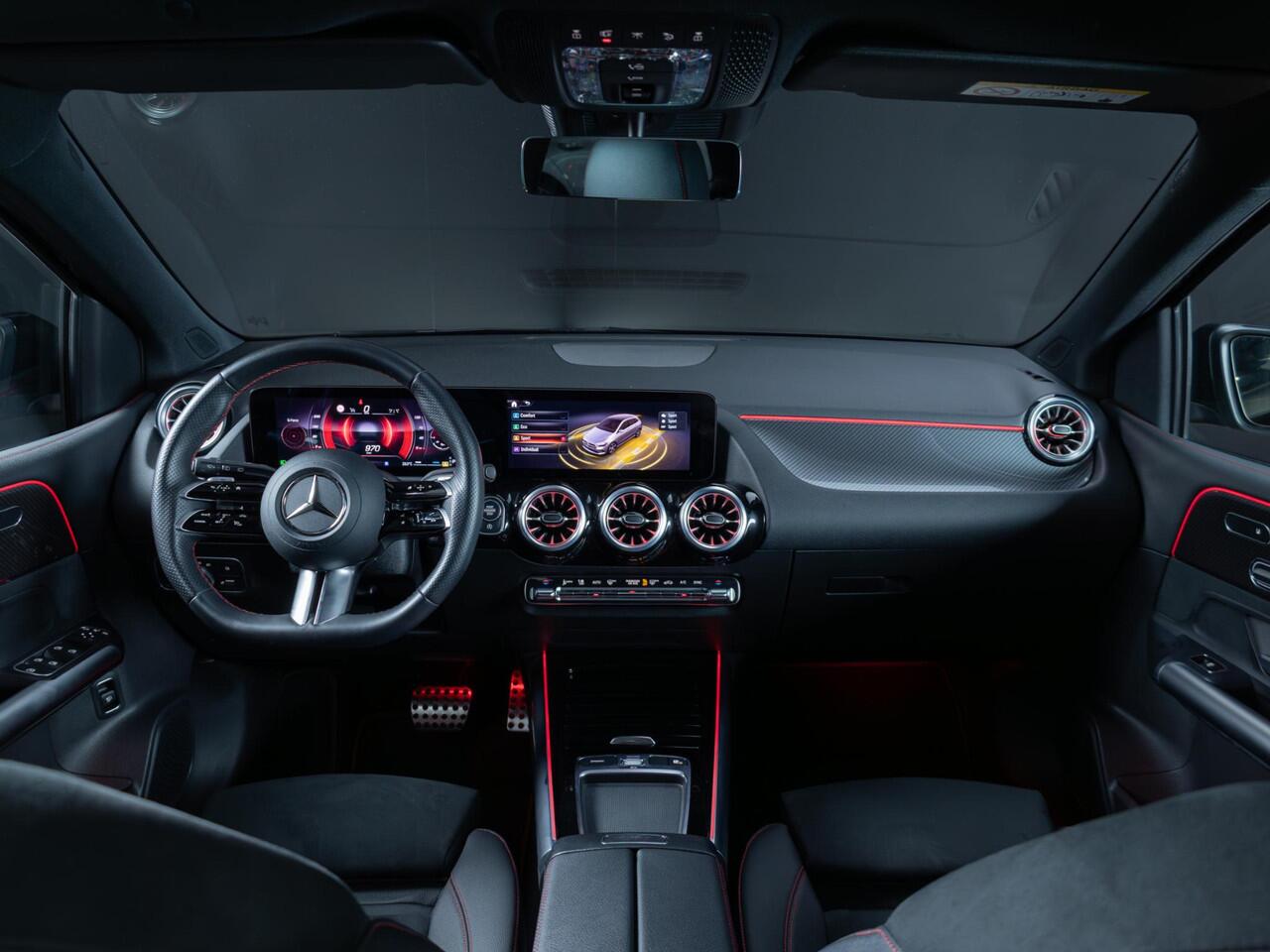 Mercedes-Benz B-KLASSE 180 Star Edition AMG Line Panorama dak