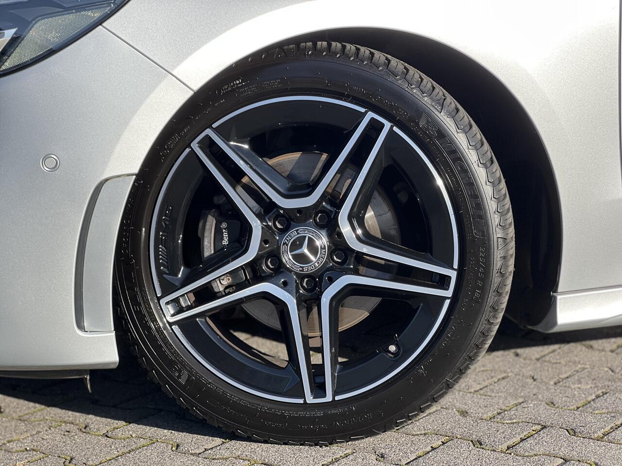 Mercedes-Benz B-KLASSE 200 Business Solution AMG | Night | Camera | Sfeerverlichting | MBUX