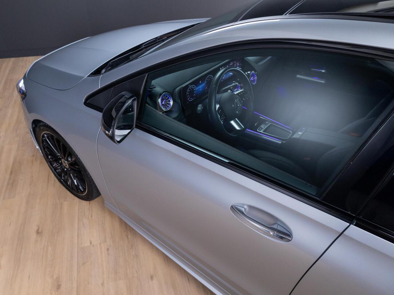 Mercedes-Benz B-KLASSE 180 Star Edition AMG Line Panorama dak