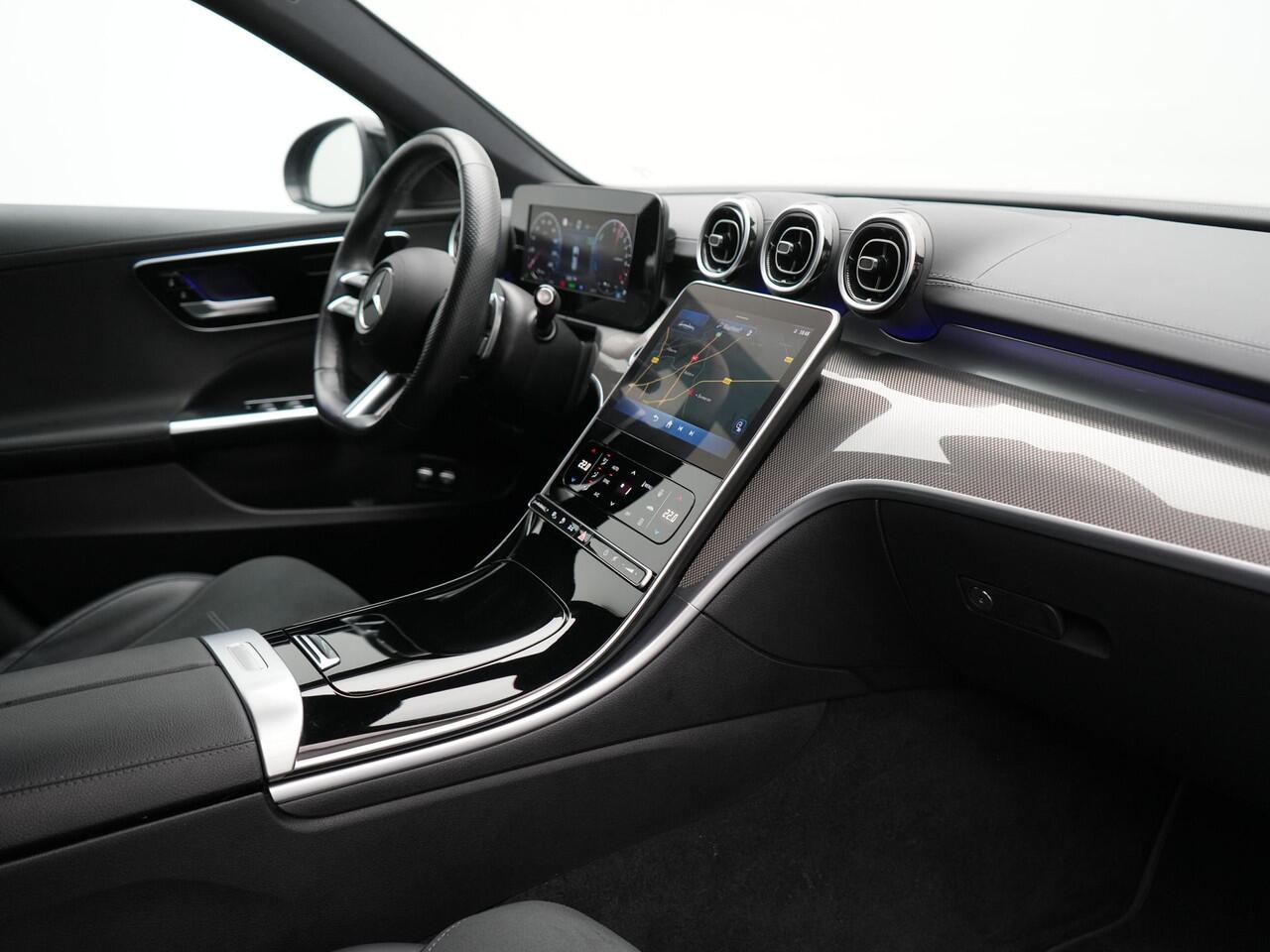 Mercedes-Benz C-KLASSE Estate 300 e AMG Line NIEUW MODEL Plug In Hybrid 313pk Dealer O.H PHEV | Adaptive Cruise | Camera | Alcantara Sportstoelen Verwarmd | Sfeerverlichting | Virtual | Blis | Navigatie | DAB |