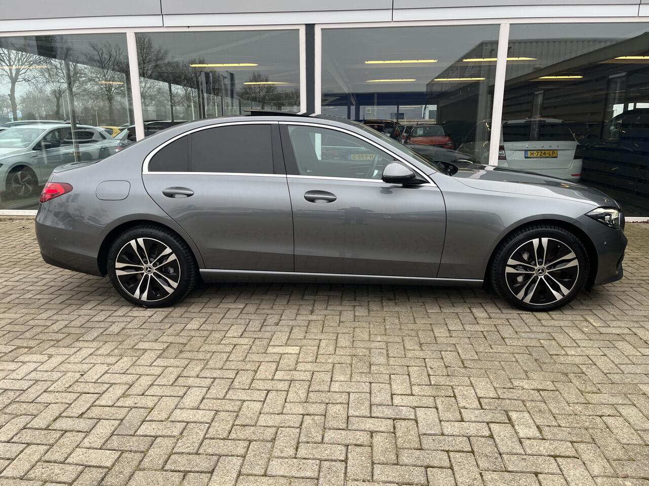 Mercedes-Benz C-KLASSE 300 e Luxury Line Led / Carplay / Clima / Schuif-kantel