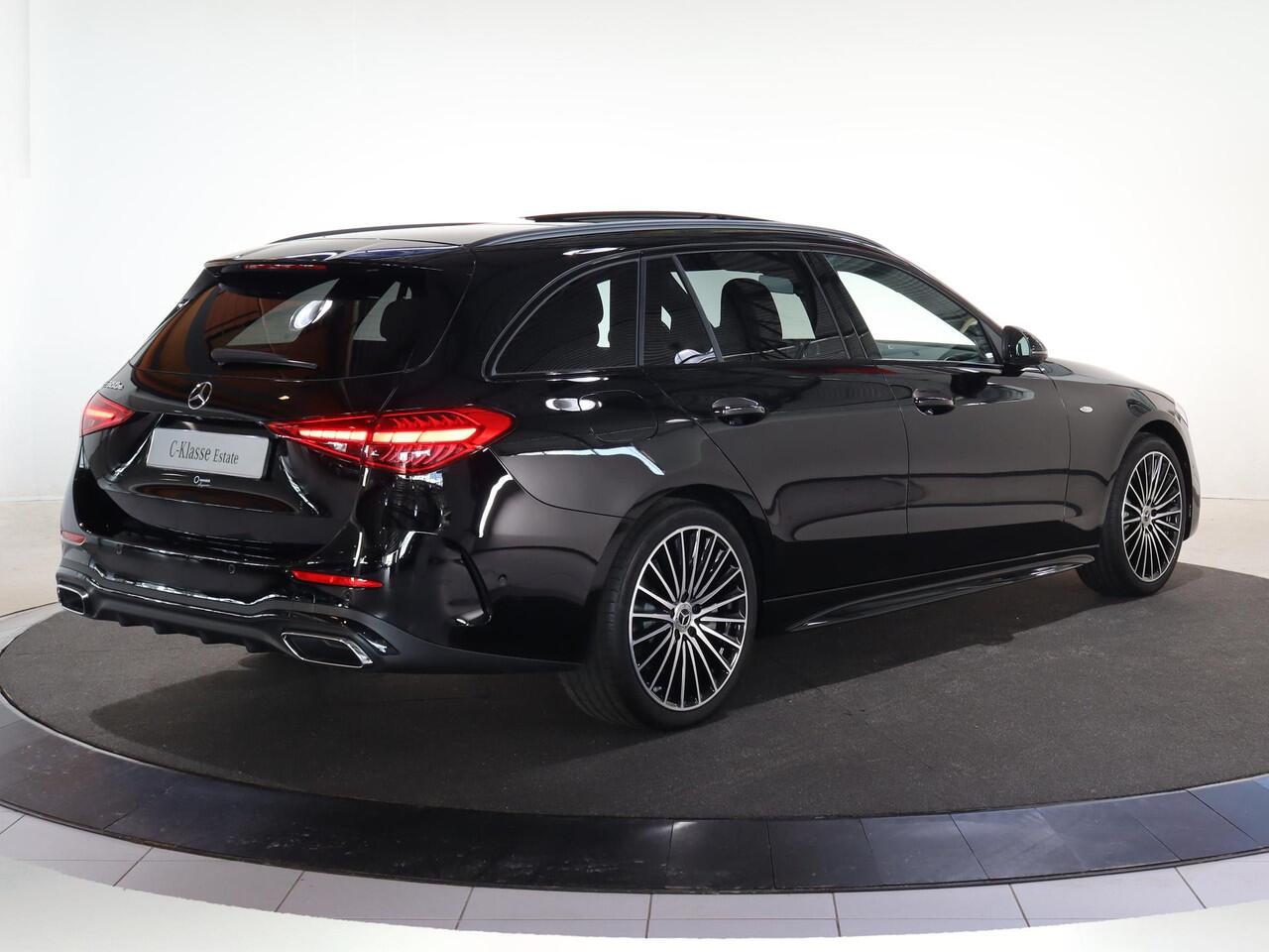 Mercedes-Benz C-KLASSE Estate 300e Business Solution AMG | Panoramaschuifdak | Night | 19inch | Rij-assistentie Plus | Burmester
