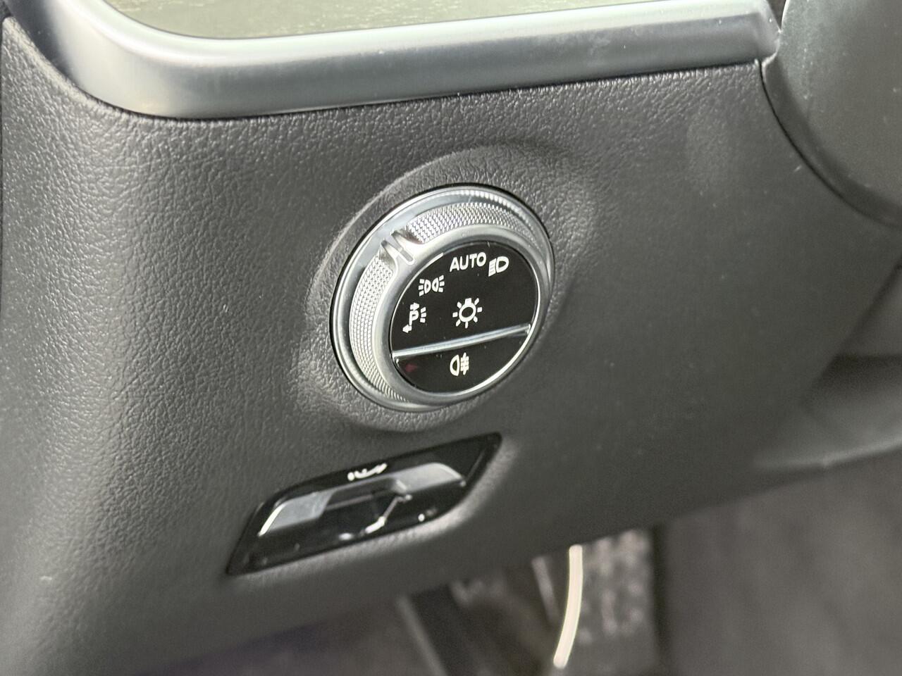 Mercedes-Benz C-KLASSE 300 e AMG Line | Burmester Night