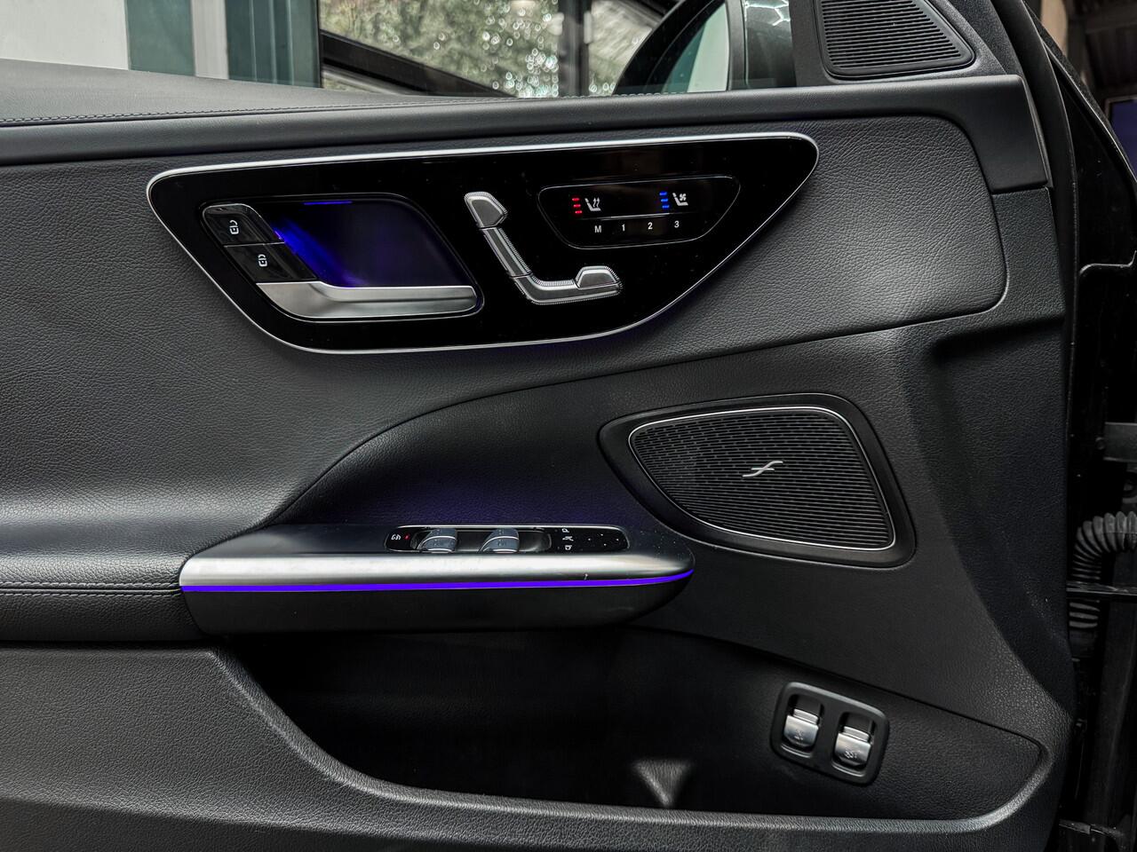 Mercedes-Benz C-KLASSE Estate C300 e AMG |Massage|Trekhaak|Stoelventilatie|HUD|Panorama