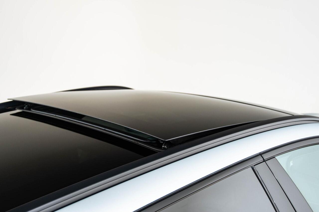 Mercedes-Benz C-KLASSE Estate 200 Launch Edition AMG Line Panoramadak - Trekhaak - Night Pack - 360° camera - Head up - Sportonderstel - Stoelverwarming voor - Memory pakket - Spiegel pakket - MBUX Navigatie -