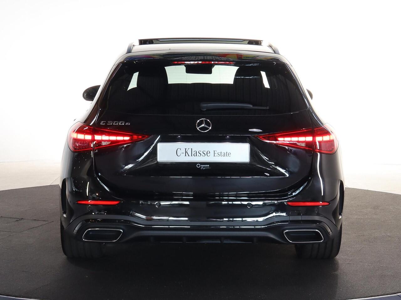 Mercedes-Benz C-KLASSE Estate 300e Business Solution AMG | Panoramaschuifdak | Rijassistentiepakket Plus | Trekhaak | Burmester | DIGITAL LIGHT | Night