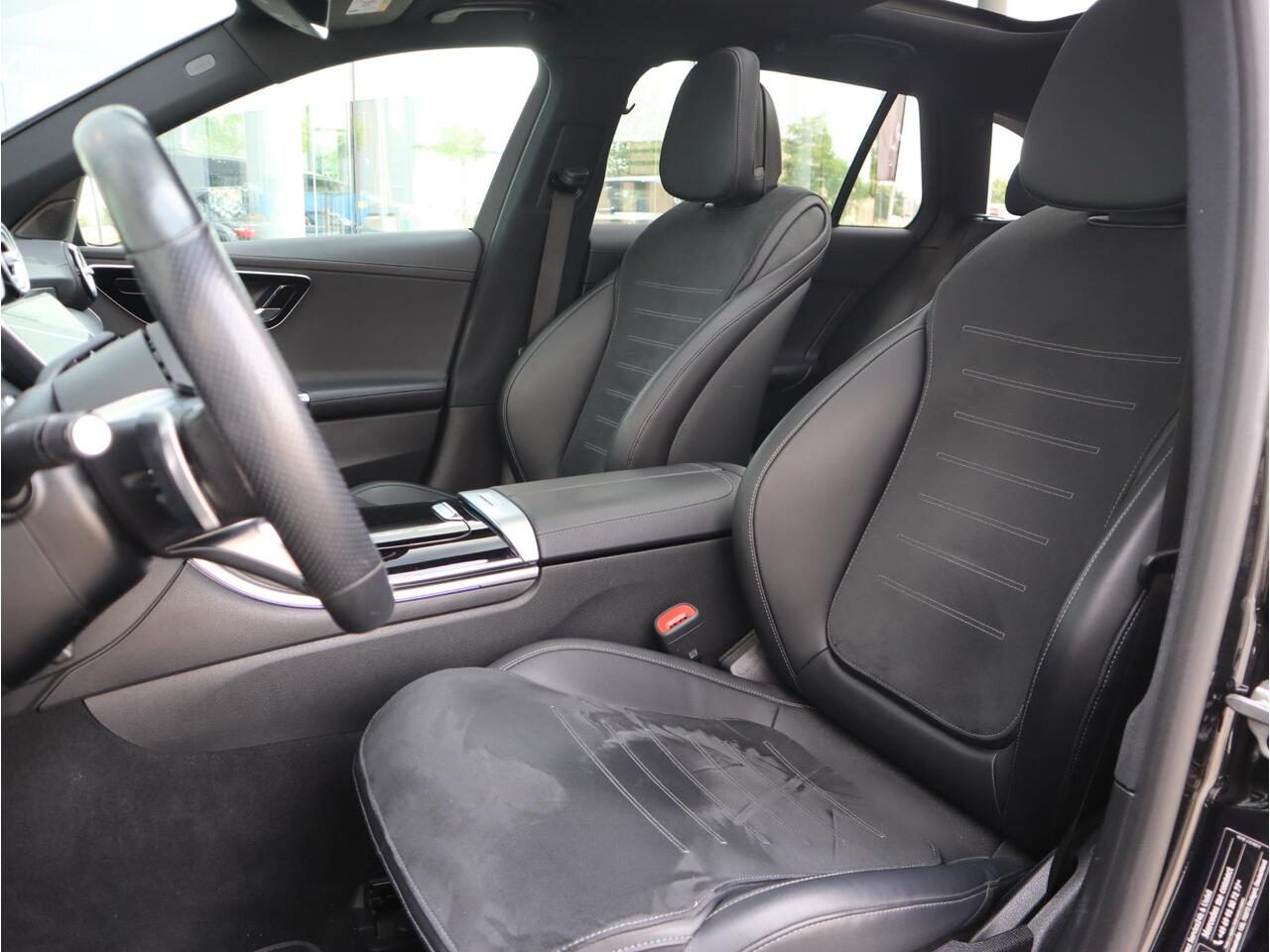 Mercedes-Benz C-KLASSE Estate 300 e AMG Line | Panoramadak | Navigatie | Camera | LED | Automaat