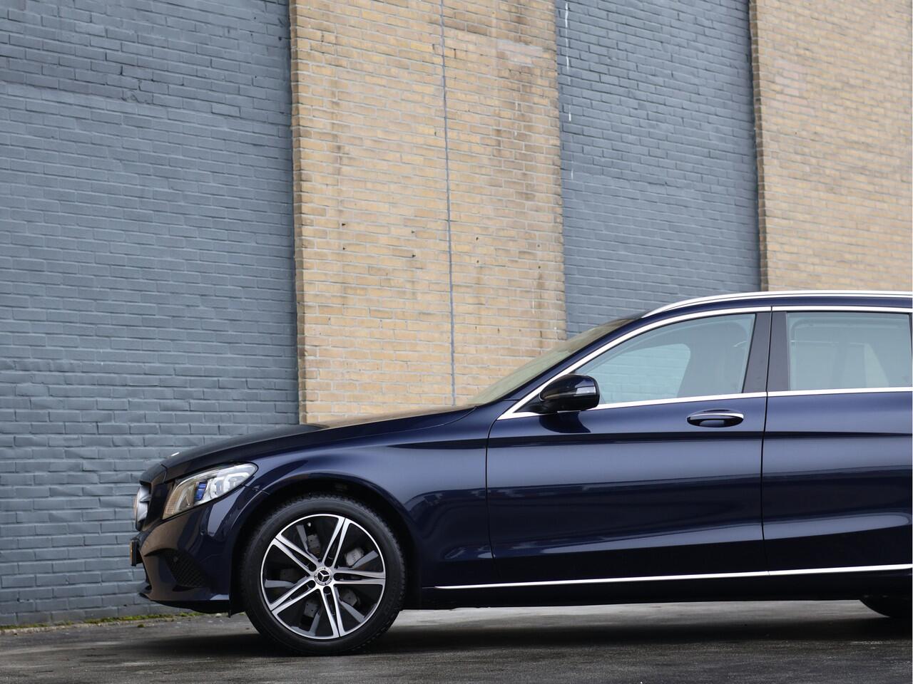 Mercedes-Benz C-KLASSE Estate 300 e Premium Plus Pack | Burmester | ACC | Massage | HUD | 360° | Haak | Memory |