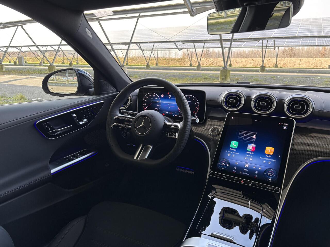 Mercedes-Benz C-KLASSE 180 Star Edition AMG Line | Panoramadak | Memory stoelen | 360 camera | Digital light | Sfeerverlichting |