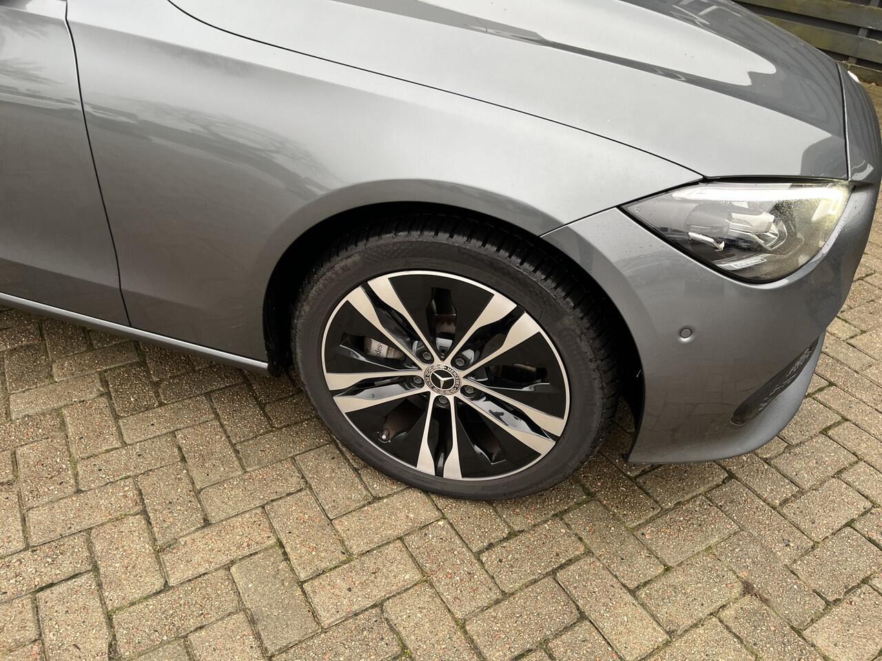 Mercedes-Benz C-KLASSE 300 e Luxury Line Led / Carplay / Clima / Schuif-kantel