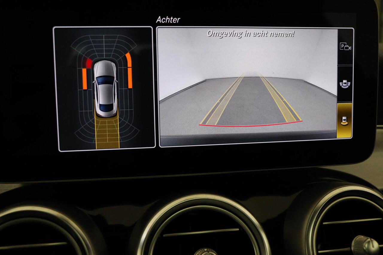 Mercedes-Benz C-KLASSE Coupé 200 AMG Line Advantage Pack | PANORAMADAK | DAB | DRAADLOZE LADER | CAMERA