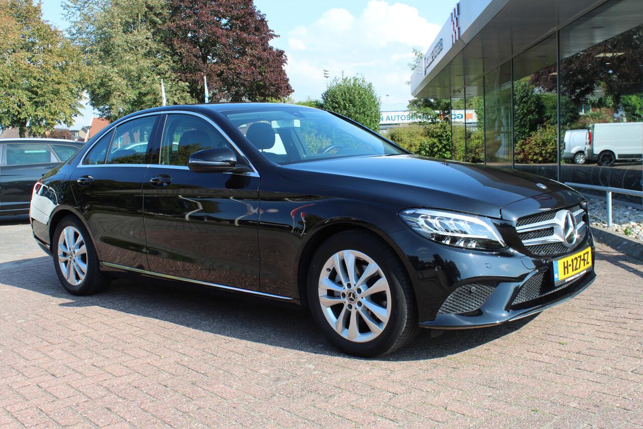 Mercedes-Benz C-KLASSE 180 Advantage Pack | Stoelverwarming | Lage KM | ZGAN |
