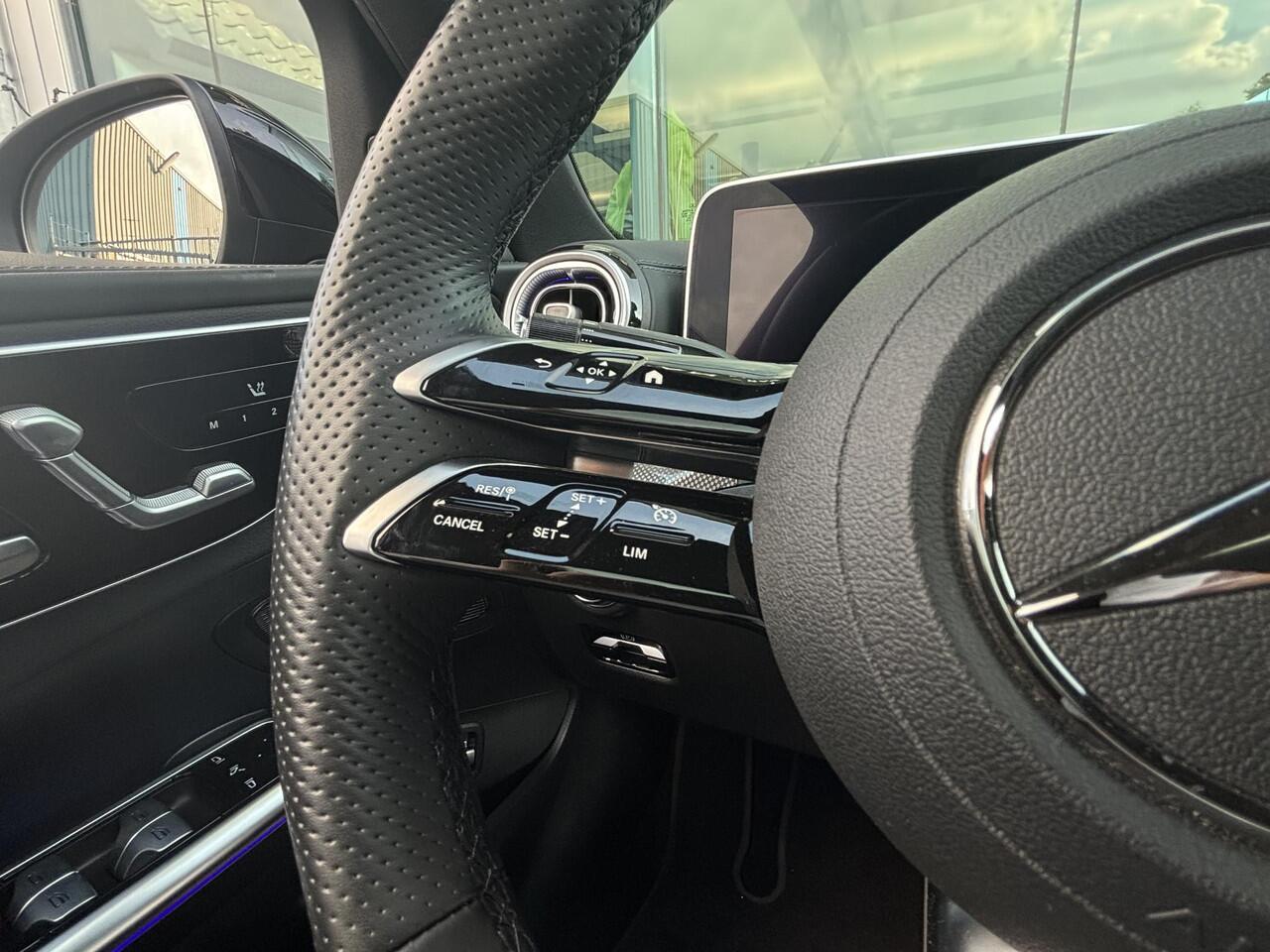 Mercedes-Benz C-KLASSE 300 e star Edition AMG Line Plus Schuifdak | Memory Seats | Carbon