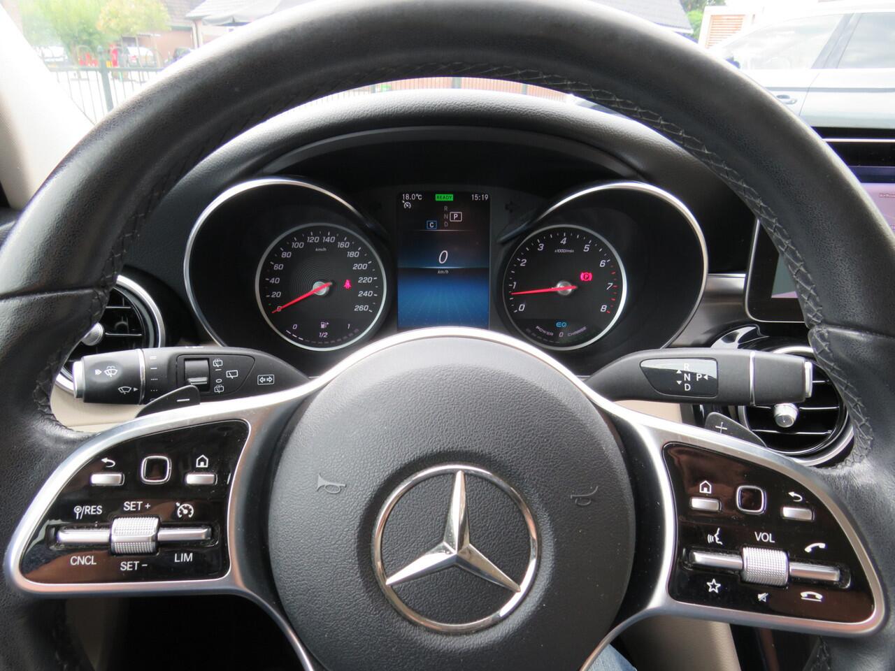 Mercedes-Benz C-KLASSE Estate 200 Business Solution Avantgarde * Rijklaarprijs incl. garantie * Trekhaak * Led Koplampen * Camera * AMG Velgen