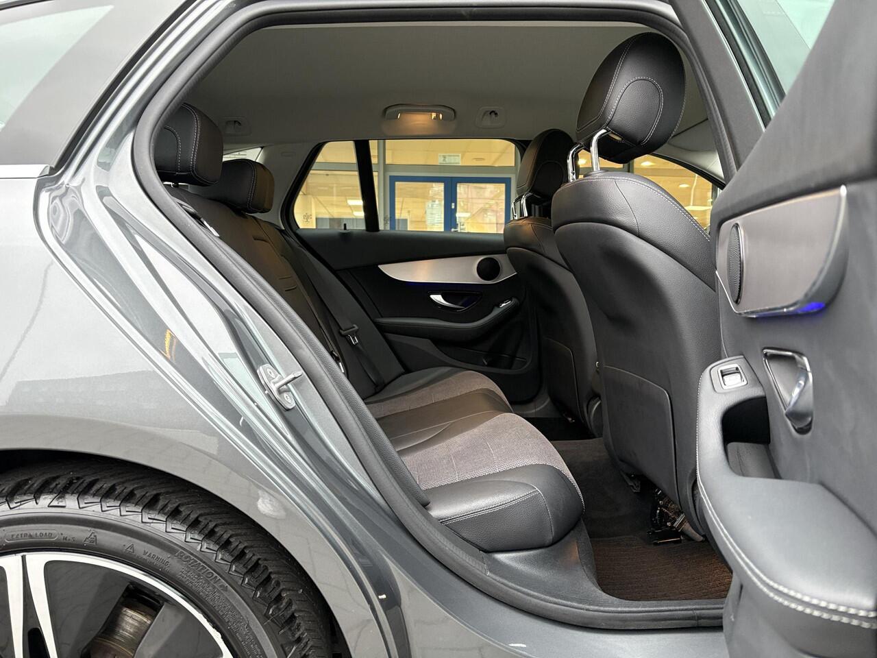 Mercedes-Benz C-KLASSE Estate 300 e Avantgarde 320pk PHEV | Trekhaak | Adaptive cruise control | Stoelverwarming | Dodehoeksensoren | Elektrische stoelen met geheugenfunctie | Head up Display |