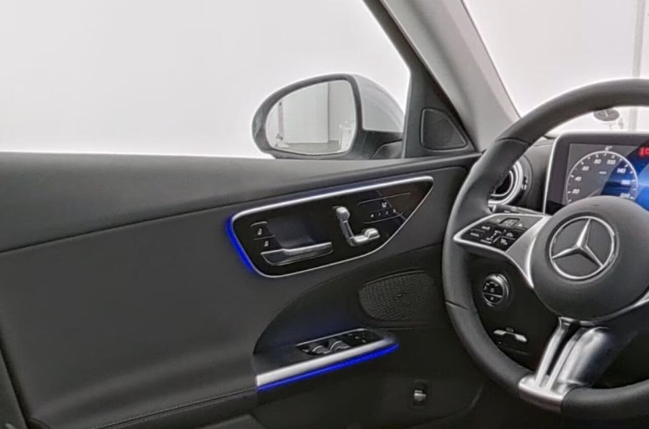 Mercedes-Benz C-KLASSE Estate 300 de 4MATIC Plug-in Hybrid Avantgarde Panorama Schuifdak Camera LED Memory Stuurverwarming Stoelverwarming