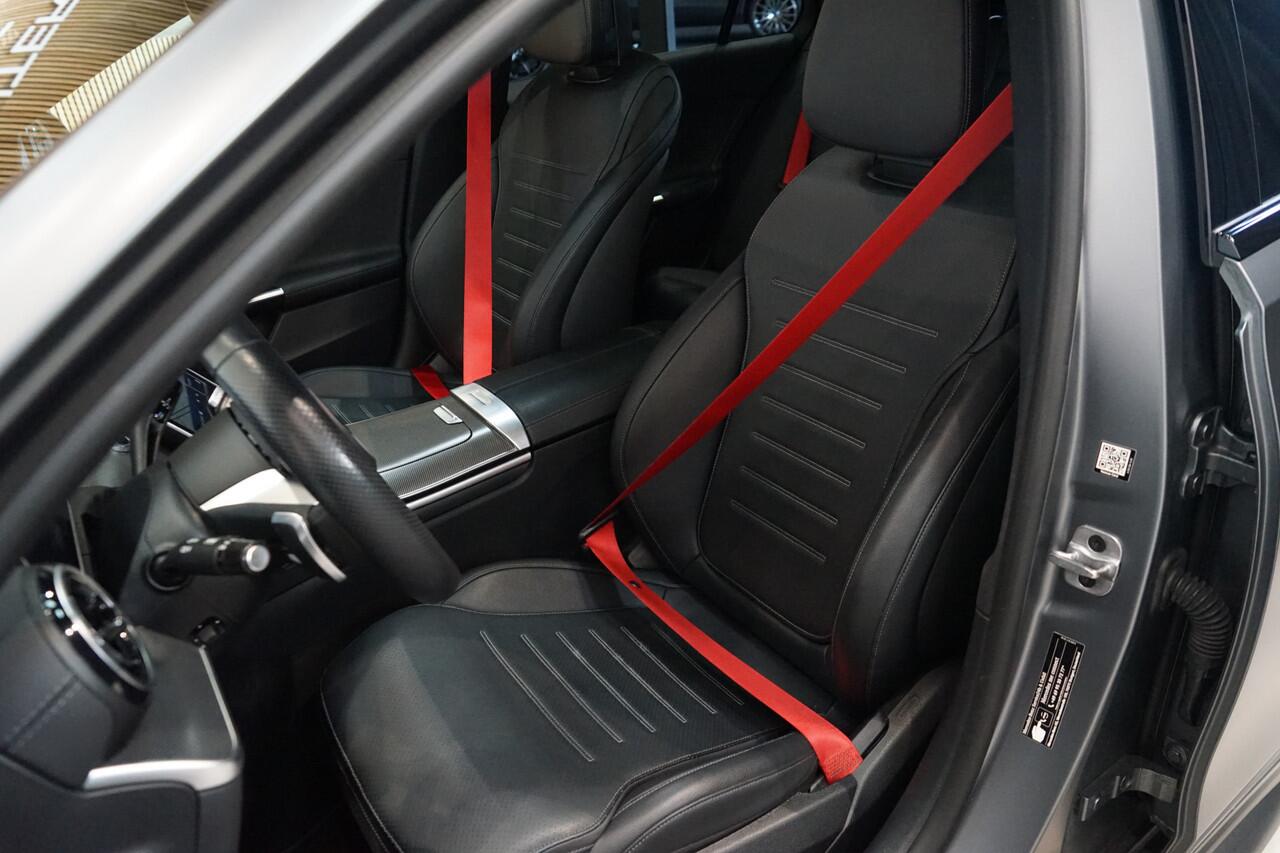 Mercedes-Benz C-KLASSE Estate 300 e AMG ? MATGRIJS ? PANO ? TREKHAAK ? HEAD-UP ? 360 ? MEMORY ? ADAP.CRUISE