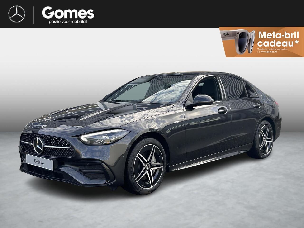 Mercedes-Benz C-KLASSE 300 e Business Solution AMG | Night Pakket | Panoramadak | Trekhaak | 360° Camera | Dodehoekassistent | Elektrisch Verstelbare Stoelen + Memory | Apple CarPlay | Android Auto | Sfeerverlichting | Stoelverwarming