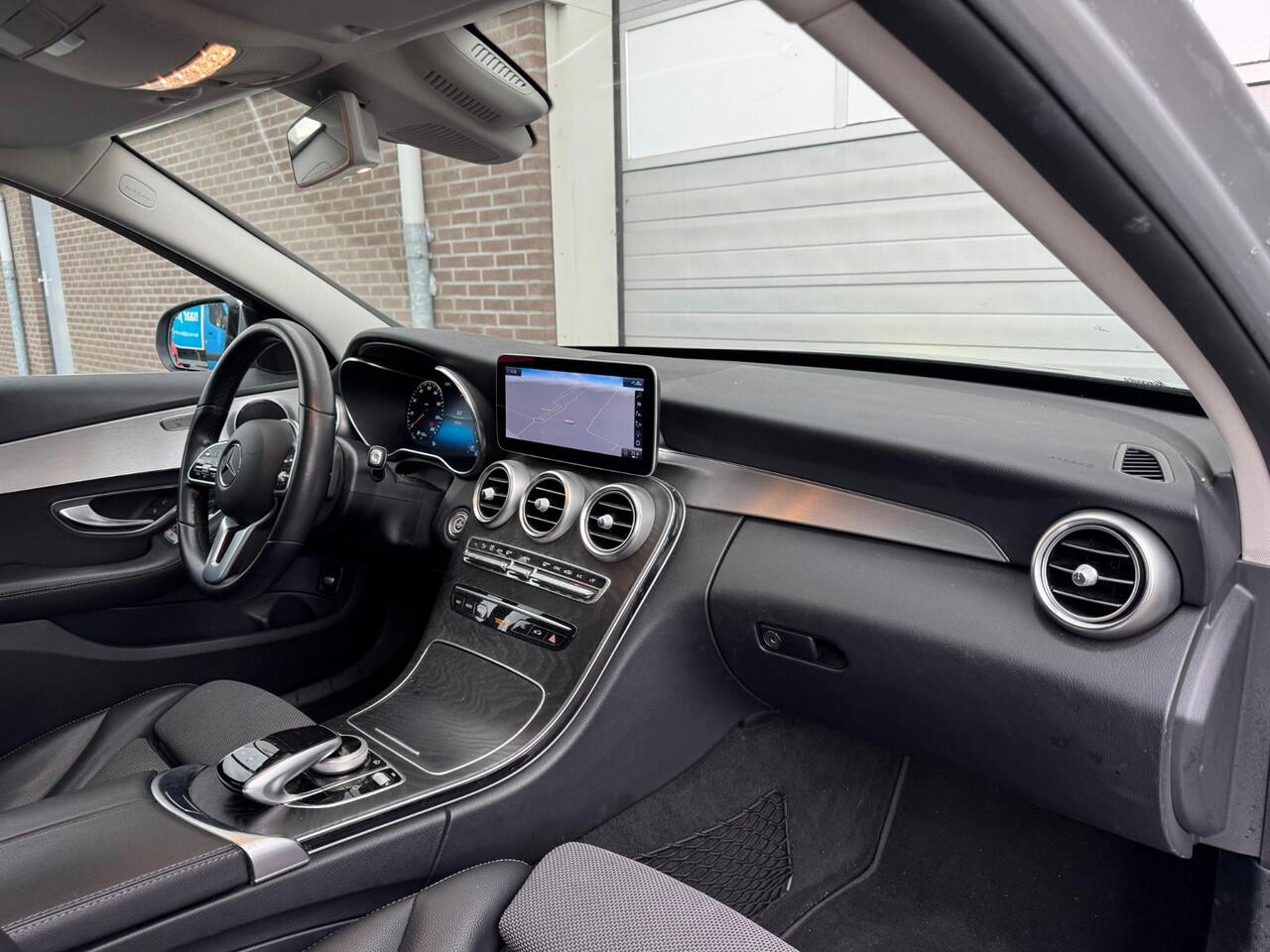Mercedes-Benz C-KLASSE Estate 180 | Panoramadak | Apple Carplay | DAB Radio
