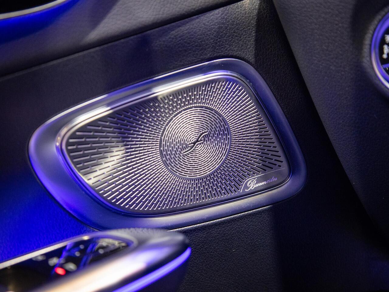 Mercedes-Benz C-KLASSE Estate 180 AMG Line Premium PLUS | Panorama dak | Trekhaak