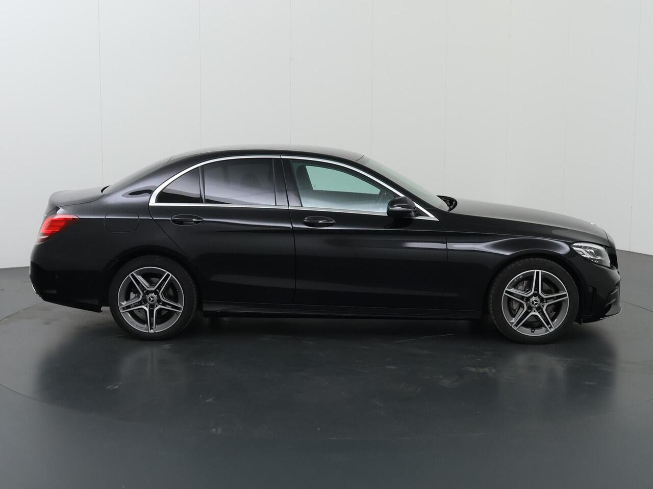 Mercedes-Benz C-KLASSE 180 Business Solution AMG | High Peformance LED | Stoelverwarming | Widescreen |