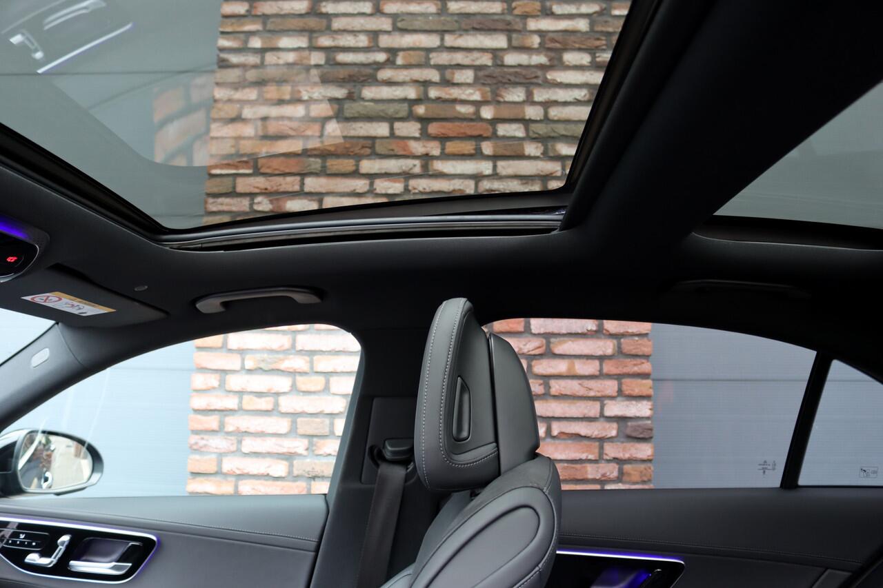 Mercedes-Benz C-KLASSE 220 d AMG Line | Panoramadak | Surround Camera | Memory | Digital Light | Advanced Sound System | HUD | Keyless Go | Verwarmd Stuurwiel | Augmented Reality |