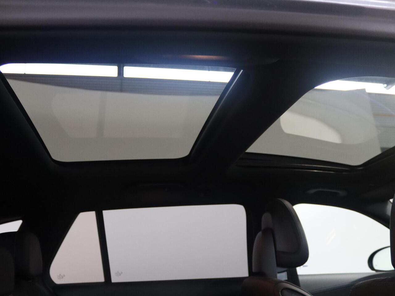 Mercedes-Benz C-KLASSE Estate 180 Business Solution AMG | Panoramadak | Trekhaak | Carplay | DIGITAL Light | Night pakket |